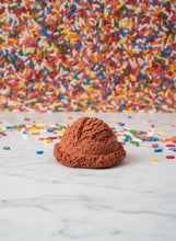 Load image into Gallery viewer, Icecream Scoop Name Card Holder