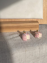 Load image into Gallery viewer, Pink confetti cake earrings