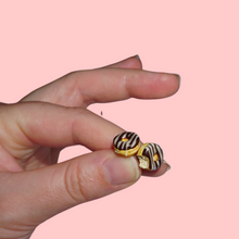 Load image into Gallery viewer, Glazed + striped donuts