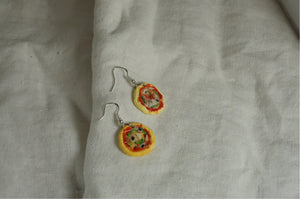 Pizza pie dangling earrings