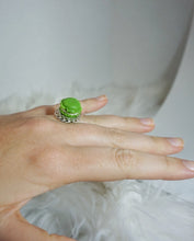 Load image into Gallery viewer, Pistachio macaroon ring
